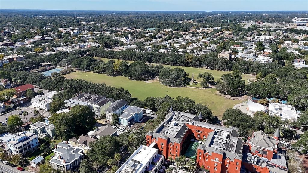 Image 48 of property listing at 522 Nicoll Street, Savannah, GA 31401