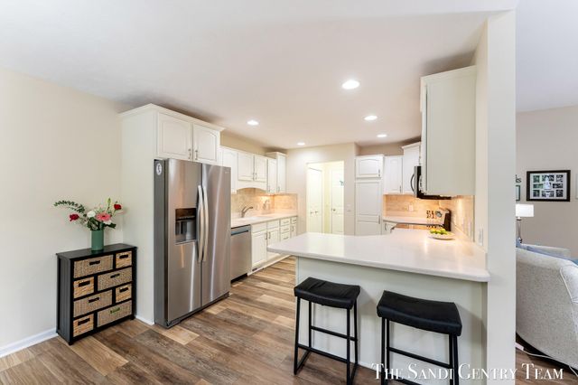 145 Stonegate Court, Spring Lake Vllg, MI 49456