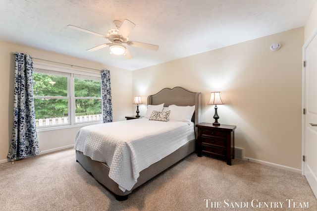 145 Stonegate Court, Spring Lake Vllg, MI 49456