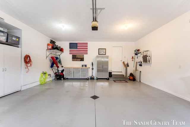 145 Stonegate Court, Spring Lake Vllg, MI 49456