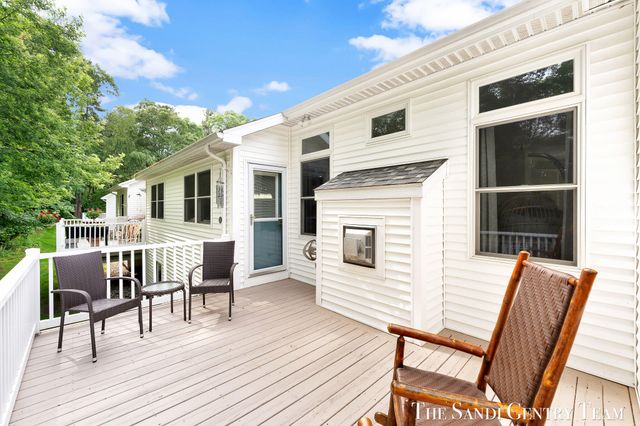 145 Stonegate Court, Spring Lake Vllg, MI 49456
