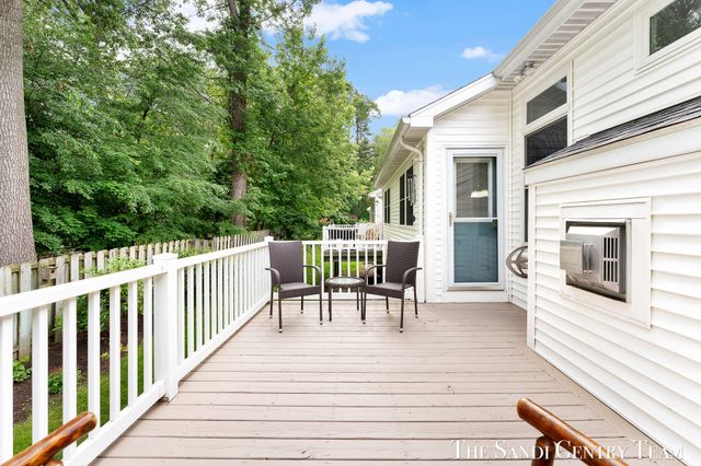145 Stonegate Court, Spring Lake Vllg, MI 49456