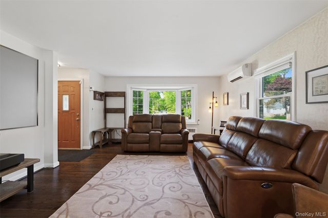 20 Terrace Avenue, Suffern, NY 10901