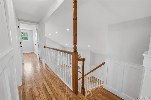 103 Bonnie Road, Oakdale, NY 11769