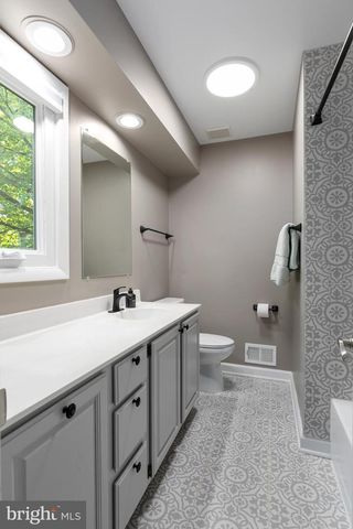 11554 BRASS LANTERN CT, Reston, VA 20194