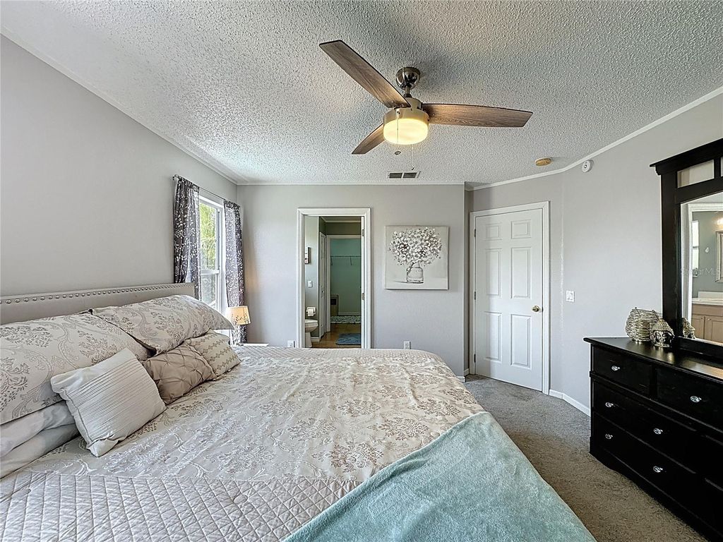 Image 39 of property listing at 2408 SAINT AUGUSTINE BOULEVARD, Haines City, FL 33844