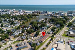 598 Pinewood Dr Apt 206, Virginia Beach, VA 23451