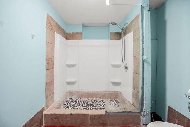 7927 Greeley Avenue, Kansas City, KS 66109