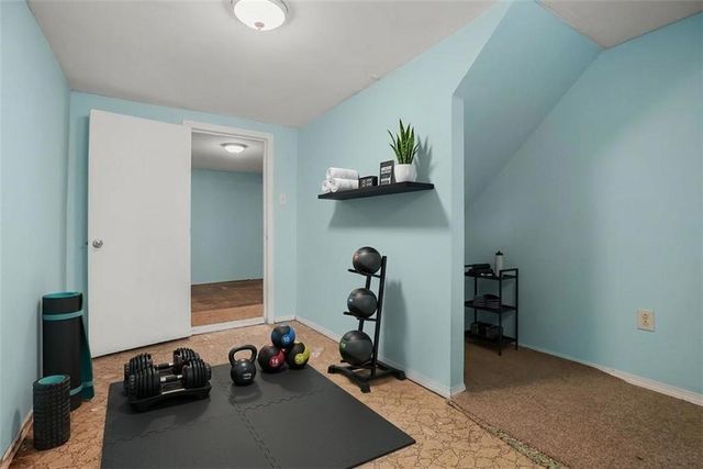 7927 Greeley Avenue, Kansas City, KS 66109