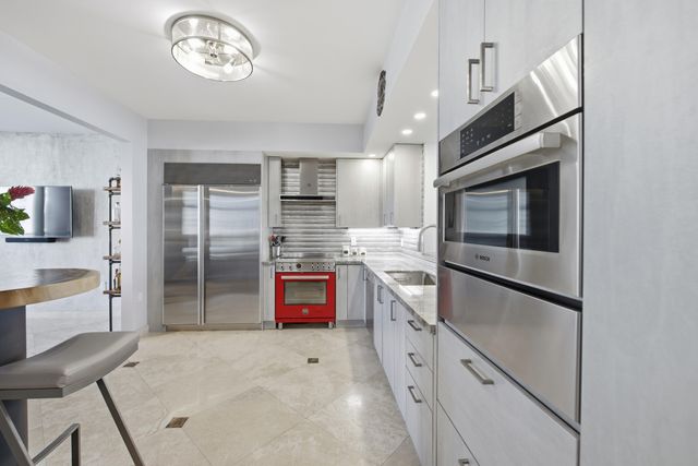 2110 N OCEAN Boulevard 9D, Fort Lauderdale, FL 33305