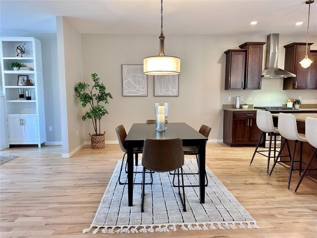 275 Holiday Road 1, Coralville, IA 52241