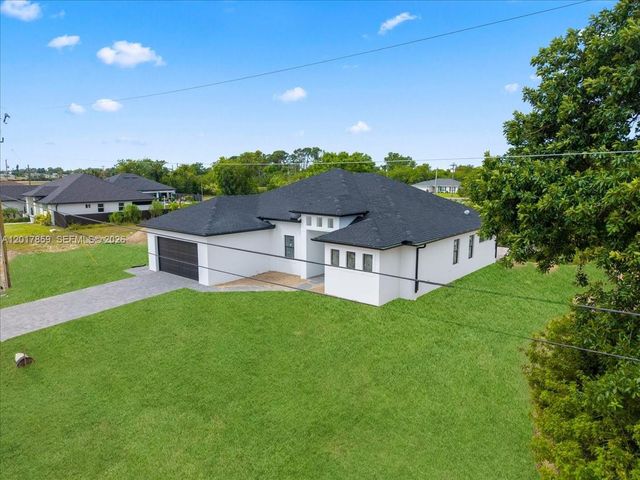 502 NE 5th PL, Cape Coral, FL 33909