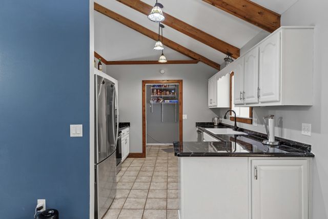 2524 Distillery Rd, Greenbrier, TN 37073