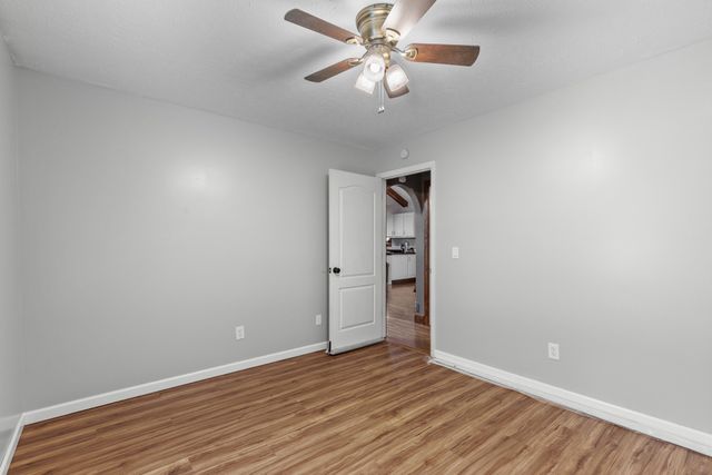 2524 Distillery Rd, Greenbrier, TN 37073