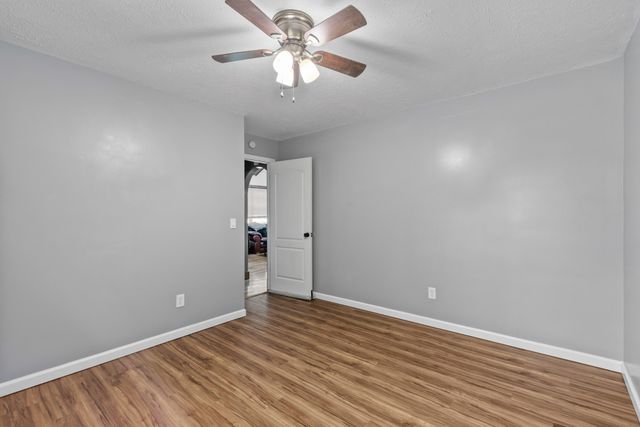 2524 Distillery Rd, Greenbrier, TN 37073
