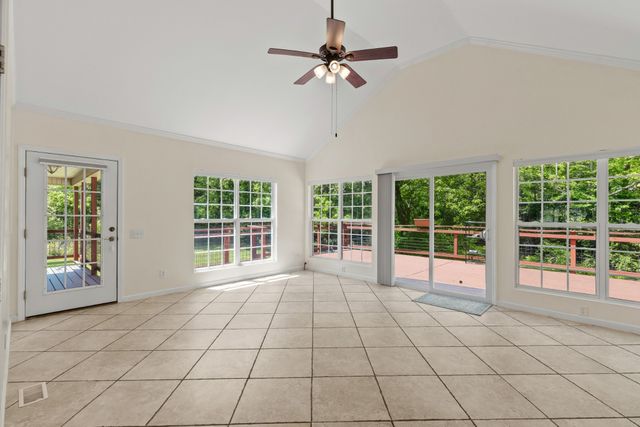 2524 Distillery Rd, Greenbrier, TN 37073