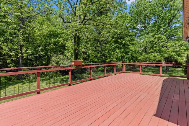 2524 Distillery Rd, Greenbrier, TN 37073
