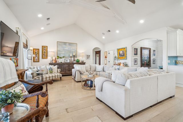 15 Driftwood Ln, Buchanan, TN 38222