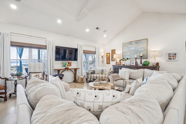 15 Driftwood Ln, Buchanan, TN 38222