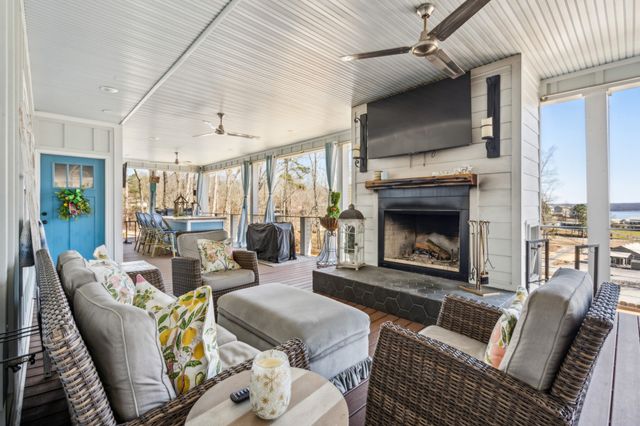 15 Driftwood Ln, Buchanan, TN 38222