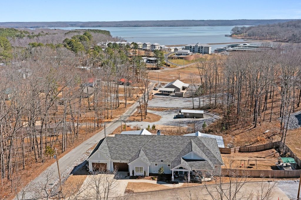 15 Driftwood Ln, Buchanan, TN 38222