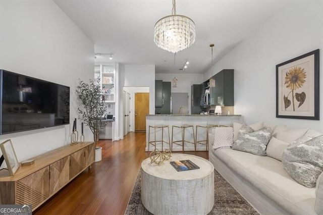 870 Inman Village Parkway NE 212, Atlanta, GA 30307