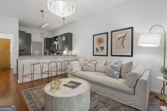 870 Inman Village Parkway NE 212, Atlanta, GA 30307