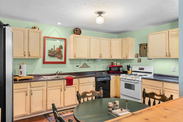 4942 Old Wagon Lane, Richards, TX 77873