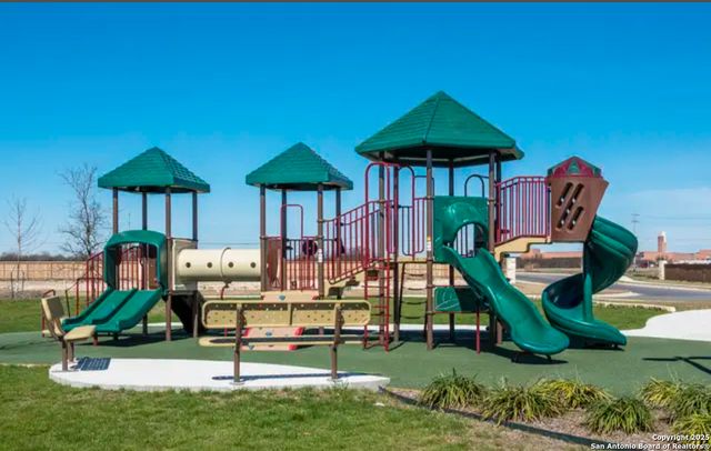 223 anchor, Universal City, TX 78148