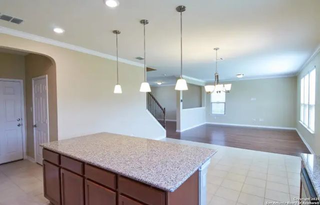 223 anchor, Universal City, TX 78148