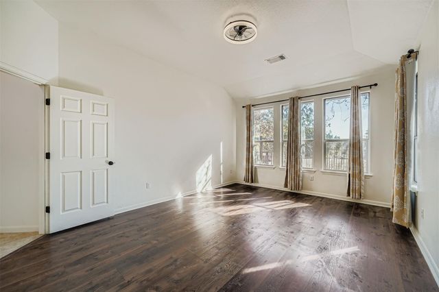 212 Great Circle CV, Austin, TX 78717