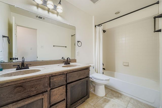 212 Great Circle CV, Austin, TX 78717