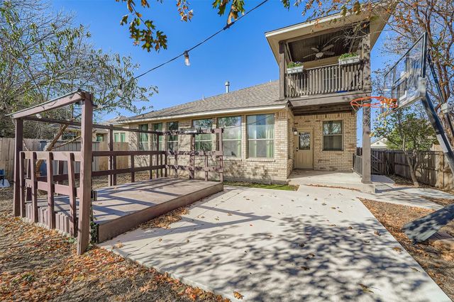 212 Great Circle CV, Austin, TX 78717