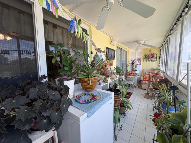 175 Bedford G, West Palm Beach, FL 33417