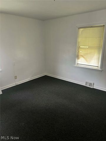 828 Marmion Avenue, Youngstown, OH 44502