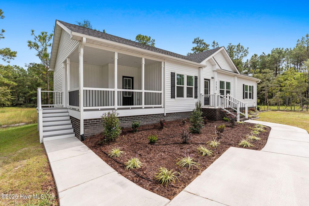 2762 Emily Lane SW, Shallotte, NC 28470