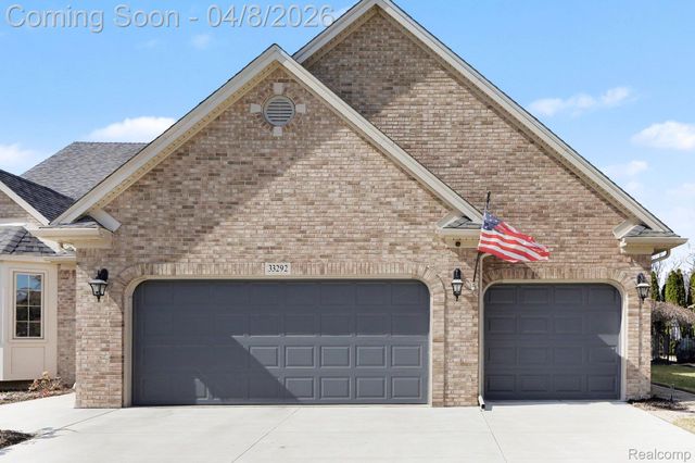 33292 Mallard Drive, Brownstown Charter Township, MI 48173