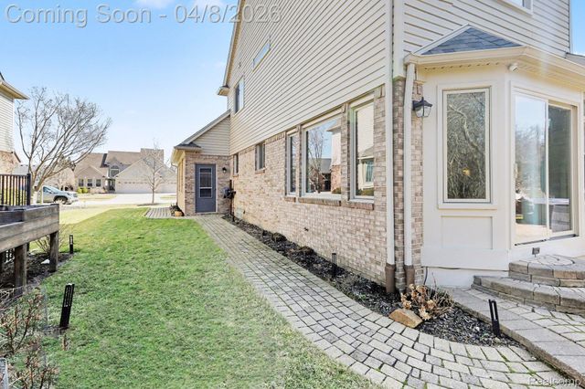 33292 Mallard Drive, Brownstown Charter Township, MI 48173