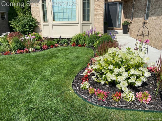 33292 Mallard Drive, Brownstown Charter Township, MI 48173