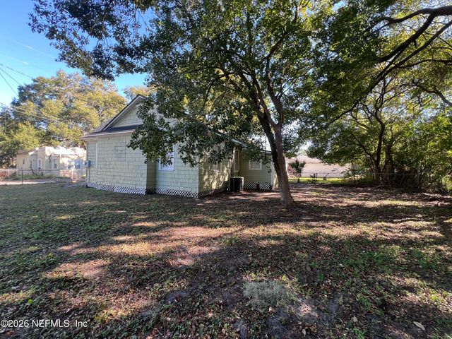 606 E 60TH Street, Jacksonville, FL 32208