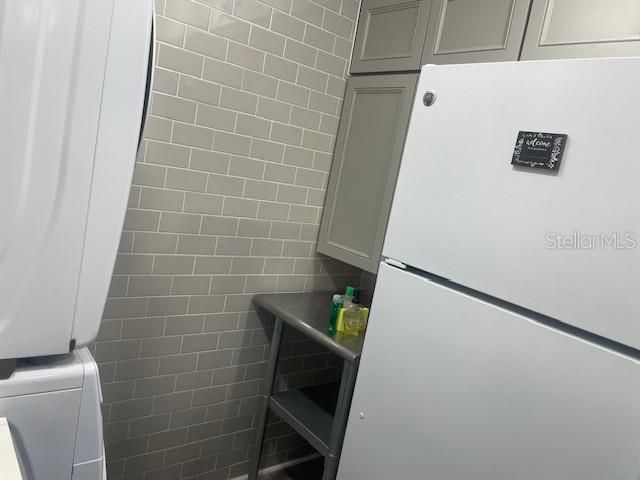 159 MEDALLION BOULEVARD E, Madeira Beach, FL 33708