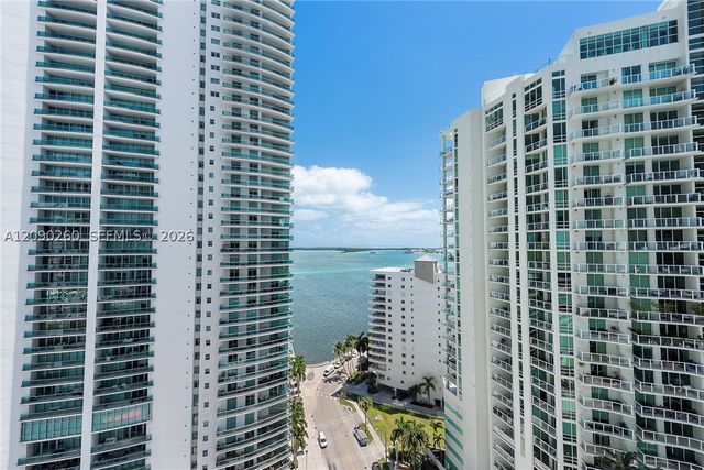 1300 Brickell Bay Dr 1905, Miami, FL 33131