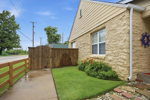 3046 S Cincinnati Avenue, Tulsa, OK 74114