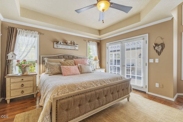 1072 Castlewood Drive, Medford, OR 97504