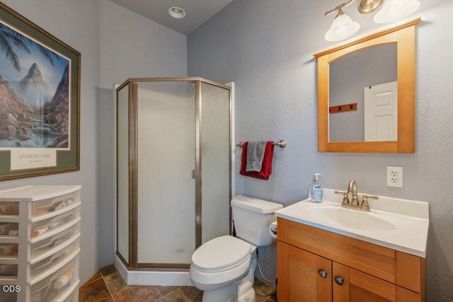 1072 Castlewood Drive, Medford, OR 97504