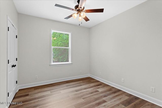 6015 Choctaw Place, Kiln, MS 39556