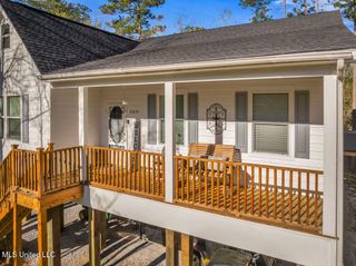 6015 Choctaw Place, Kiln, MS 39556