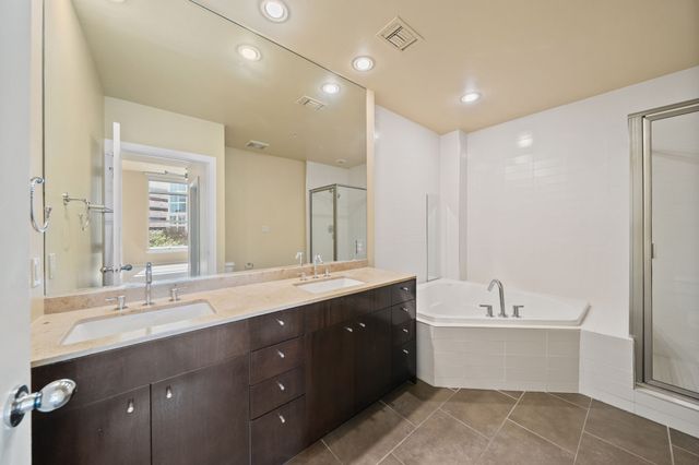 2323 N Houston Street 310, Dallas, TX 75219