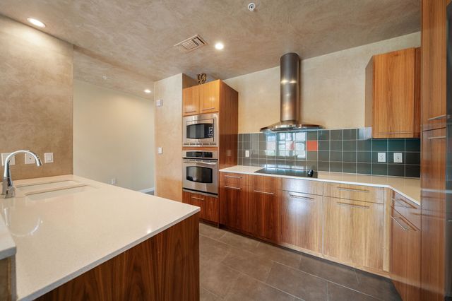 2323 N Houston Street 310, Dallas, TX 75219