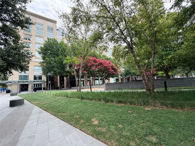 2323 N Houston Street 310, Dallas, TX 75219